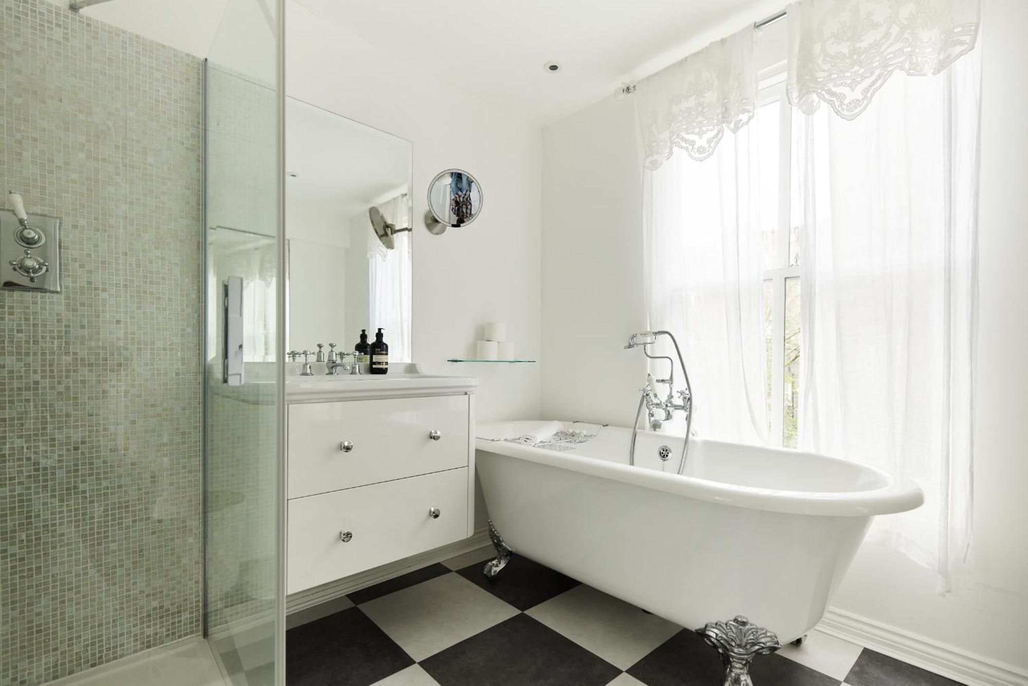 The Designers Suite Kensington - Stylish 1Bdr Flat Лондон Екстер'єр фото